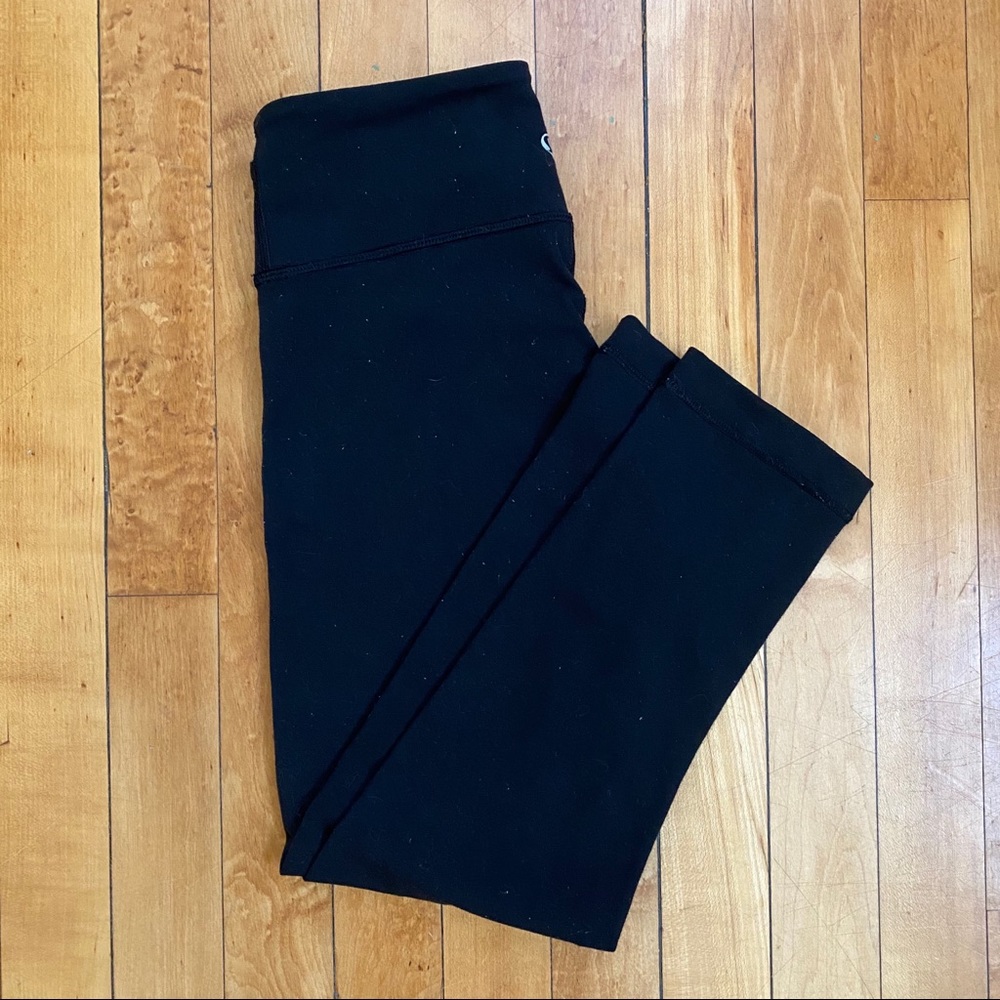 Lululemon Wunder Under Crop size 4
